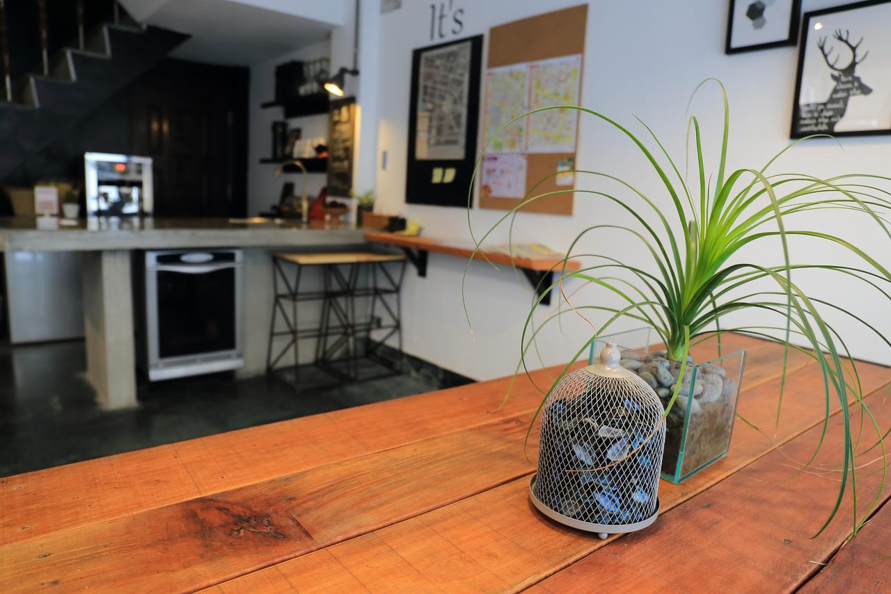 Apartamento It'S 一起 旅店 Tainan Exterior foto